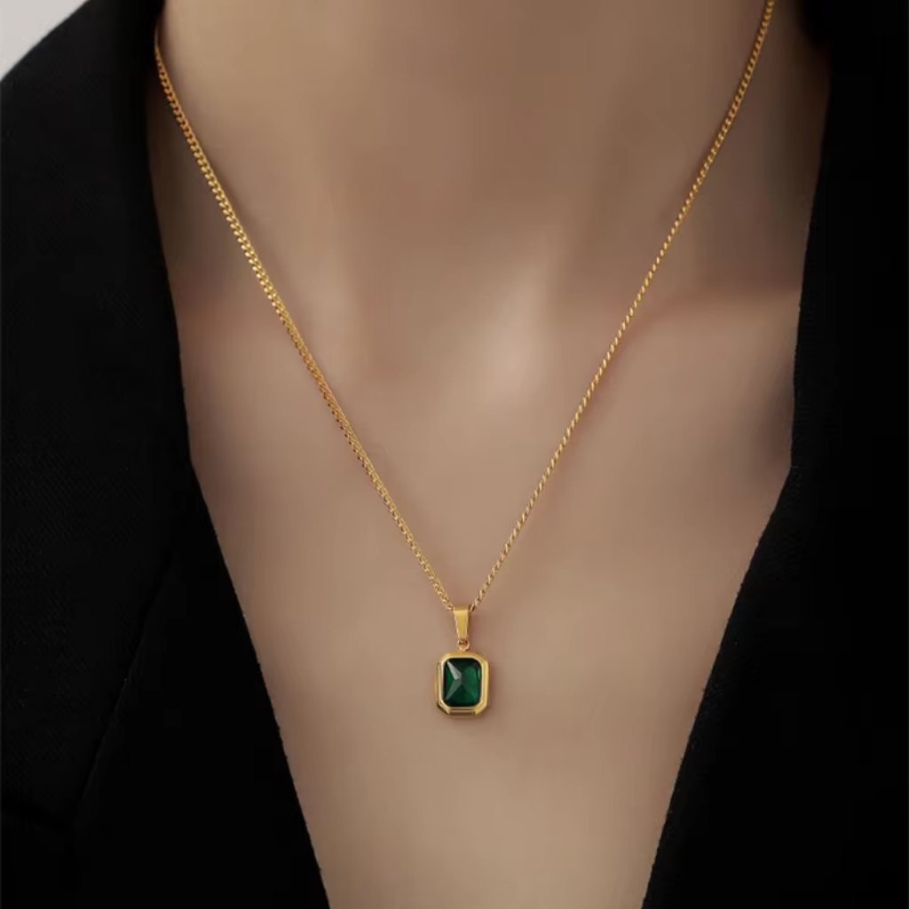 Emerald Glow Chain